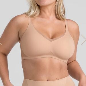 Honeylove Crossover Bra in Sand